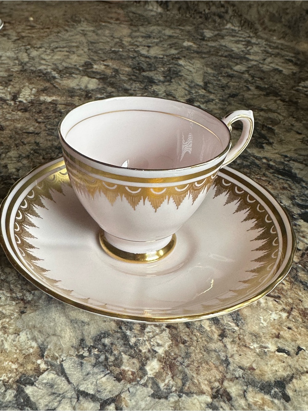 Vintage Tuscan Fine English Bone China Teacup & Saucer – 7045H
